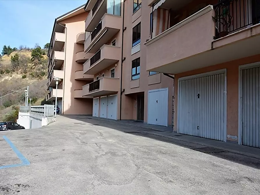 Immagine 1 di Appartamento in vendita  in Via Dei Frentani 131 a Chieti