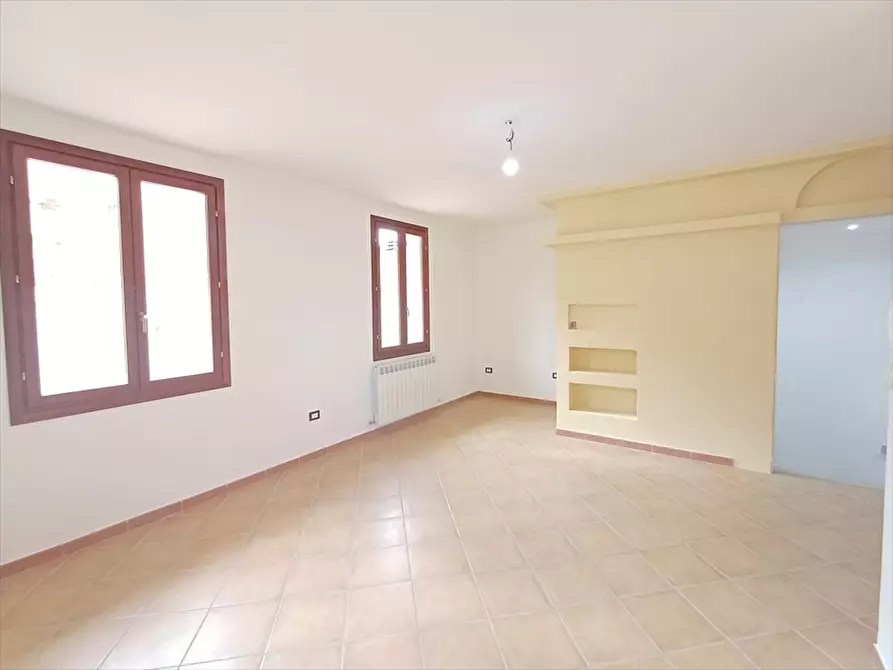 Immagine 5 di Appartamento in vendita  in Via Giuseppe Manno 53 a Usini