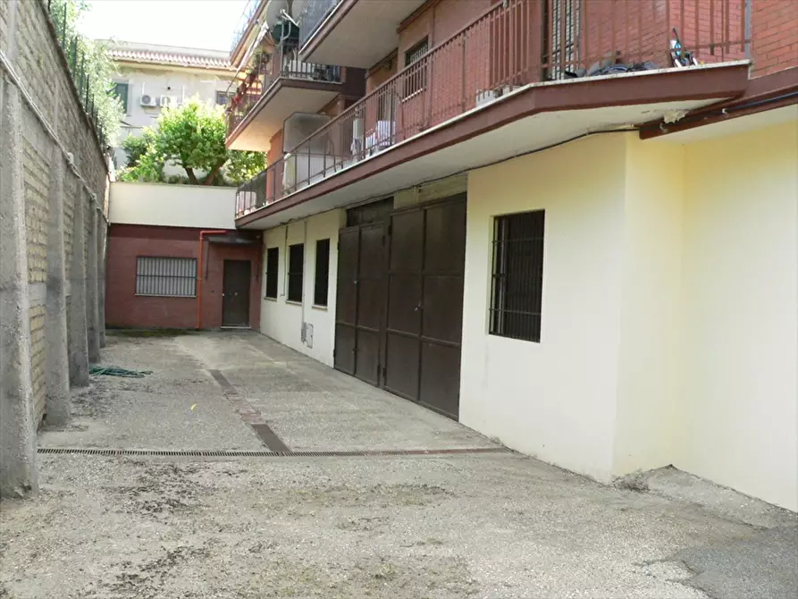 Immagine 15 di Deposito in vendita  in via alessandro guidoni a Ciampino