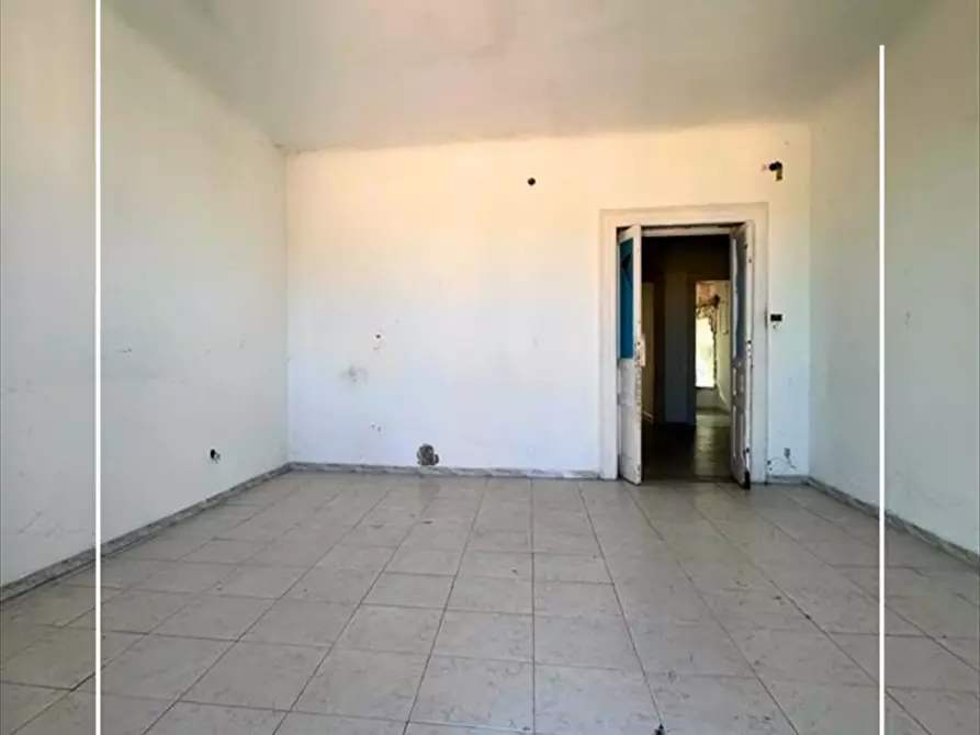 Immagine 9 di Appartamento in vendita  in via cesare battisti 376 a Taranto