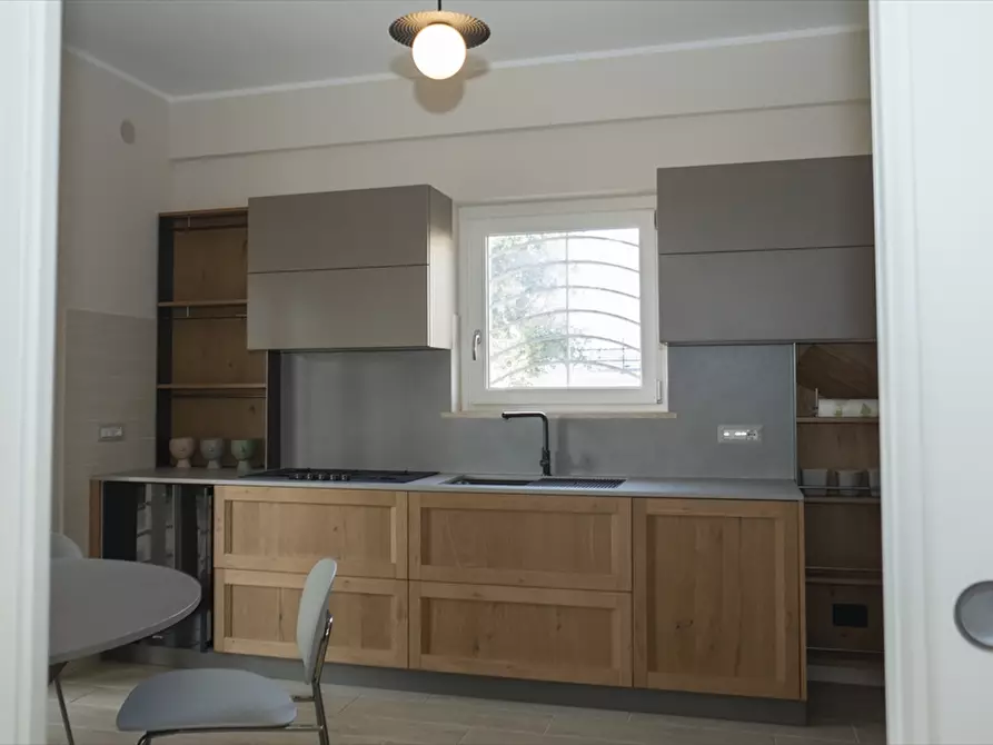 Immagine 5 di Villa in vendita  in Via primiero 150 a Anzio