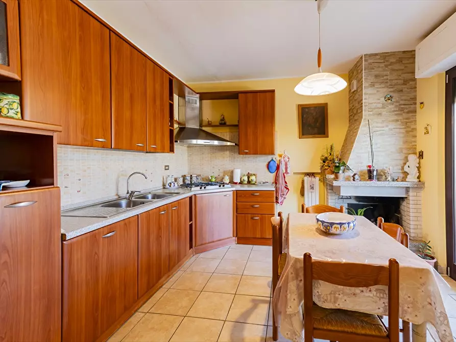 Immagine 17 di Villa in vendita  in Colle San Paolo a Chieti