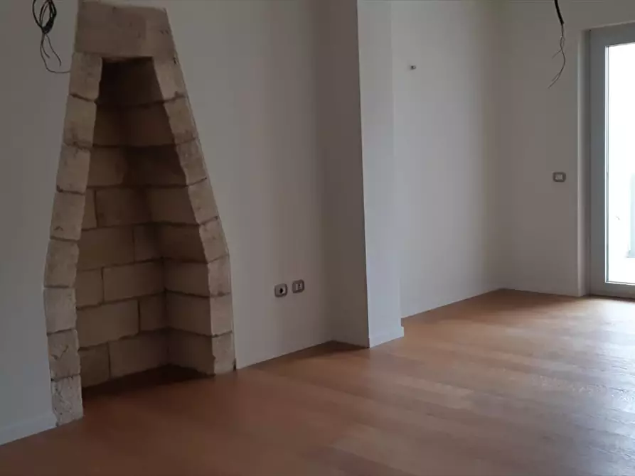 Immagine 4 di Appartamento in vendita  in Via Roberto da Bari 75 a Bari
