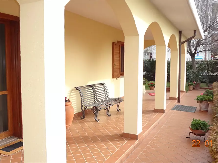 Immagine 29 di Villa in vendita  in Via Vittorio Veneto a Chieti