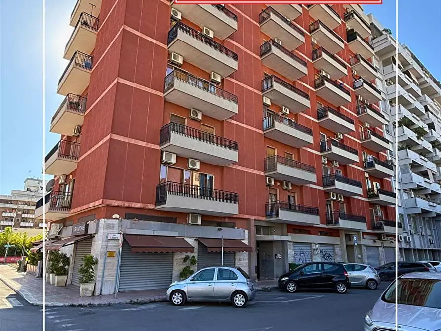 Immagine 1 di Appartamento in vendita  in via sabato 30 a Taranto