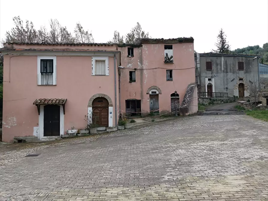 Immagine 18 di Rustico / casale in vendita  in Via S. aNDREA a Vicoli