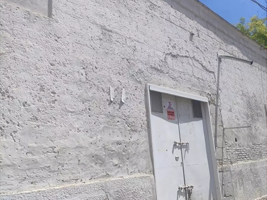 Immagine 3 di Casa indipendente in vendita  a Cerignola