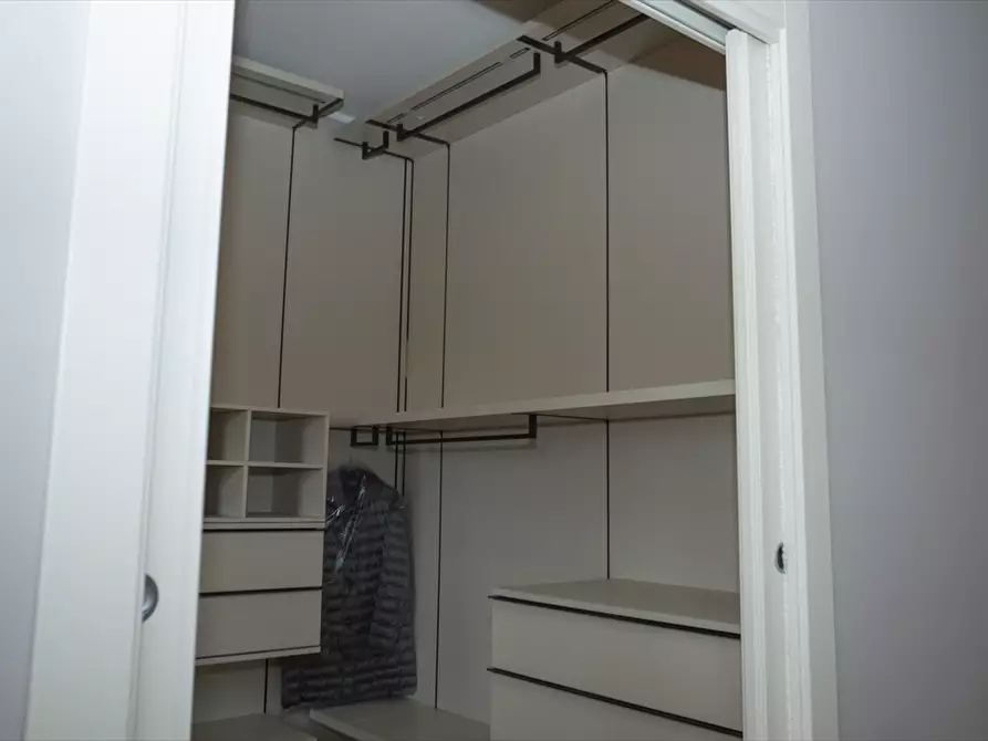 Immagine 24 di Villa in vendita  in Via primiero 150 a Anzio