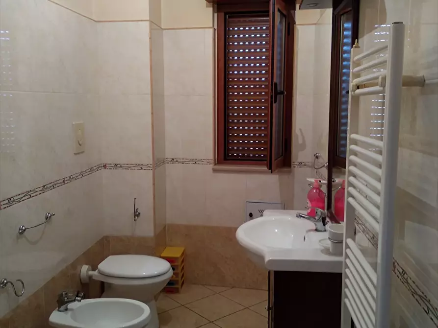 Immagine 9 di Appartamento in vendita  in Via Tredici italiani a Cerignola