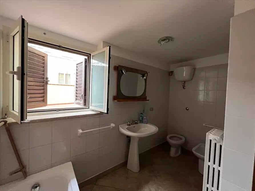 Immagine 8 di Appartamento in vendita  in via asinio herio a Chieti