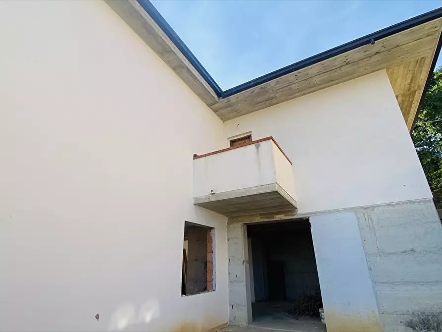 Immagine 10 di Casa indipendente in vendita  in Contrada Cerreto 200 a Miglianico
