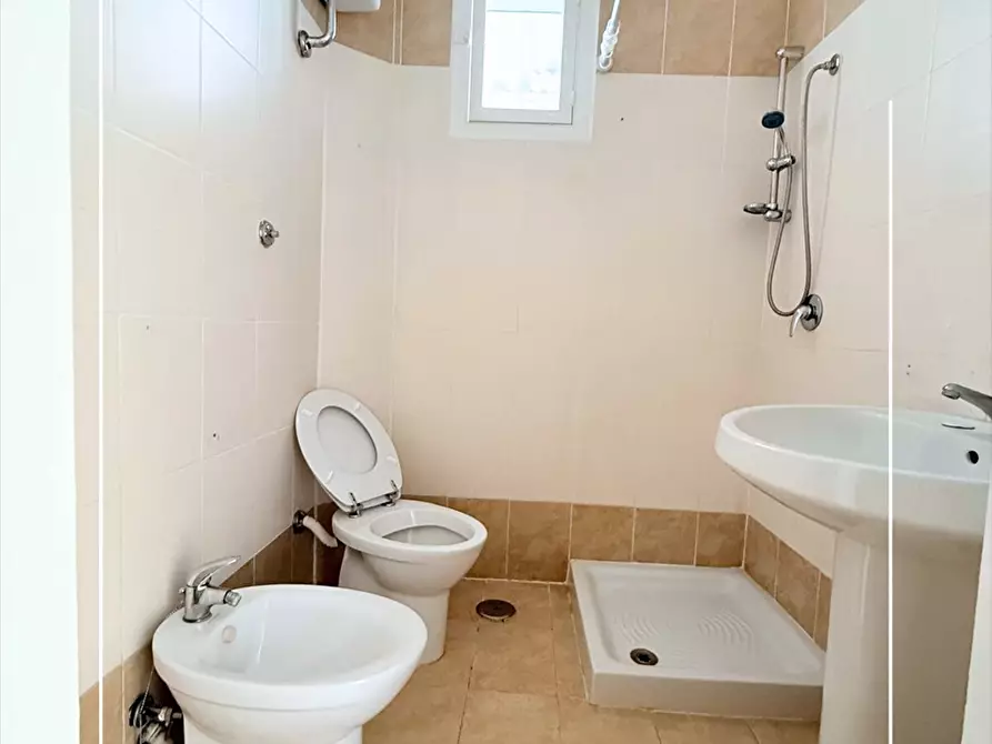 Immagine 18 di Appartamento in vendita  in via pola 11 a Taranto