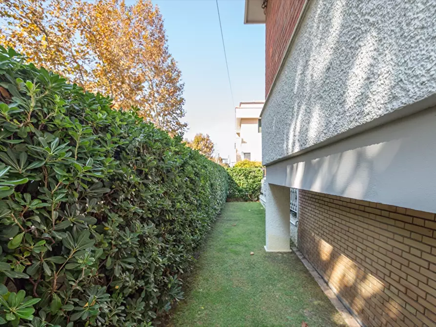 Immagine 4 di Villetta a schiera in vendita  in VIALE ALCIONE 68 a Francavilla Al Mare