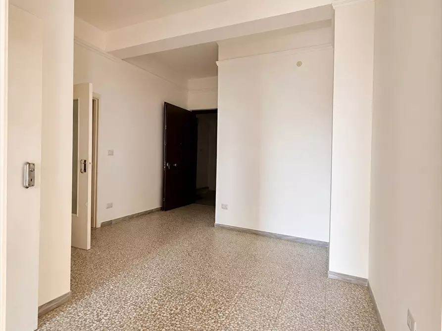Immagine 8 di Appartamento in affitto  in via plateja 61 a Taranto