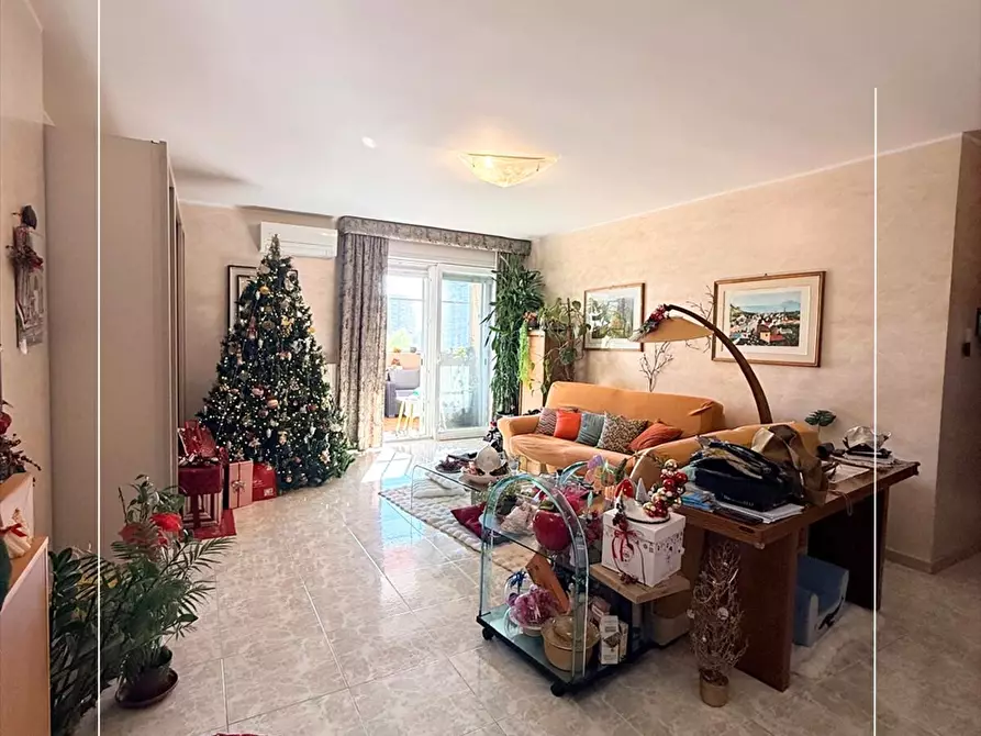 Immagine 11 di Appartamento in vendita  in via scoglio del tonno 51 a Taranto