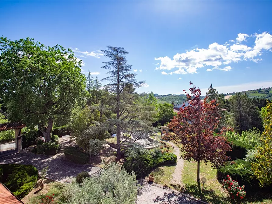 Immagine 26 di Villa in vendita  a Bucchianico