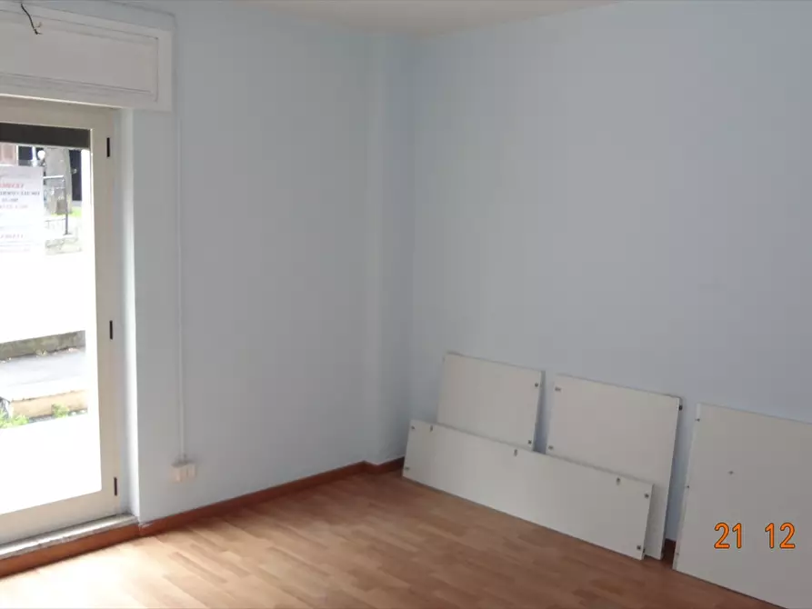 Immagine 4 di Locale commerciale in vendita  in Via Brigata Maiella a Chieti