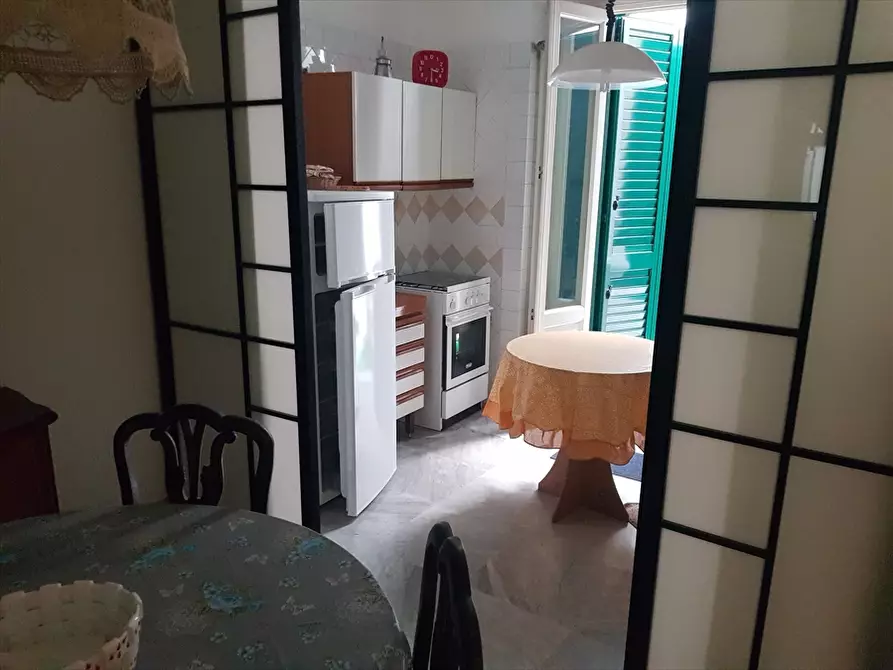 Immagine 14 di Palazzo in vendita  in Largo Fra Pantaleo a Palagiano