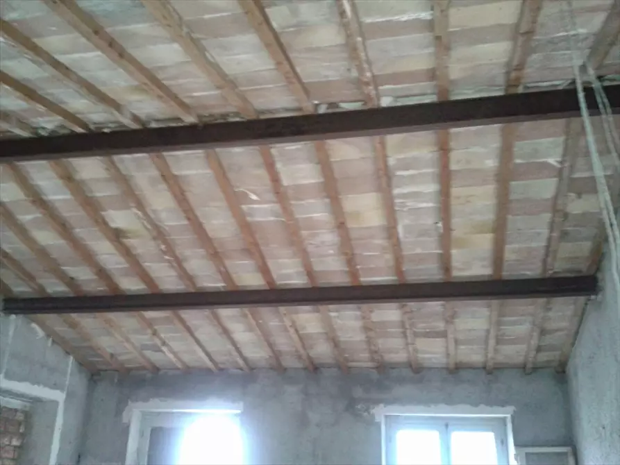 Immagine 6 di Locale residenziale in vendita  in Via Costarelle a Colledimacine