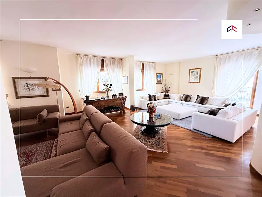 Immagine 12 di Appartamento in vendita  in VIA ETTORE D'AMORE 47 a Taranto