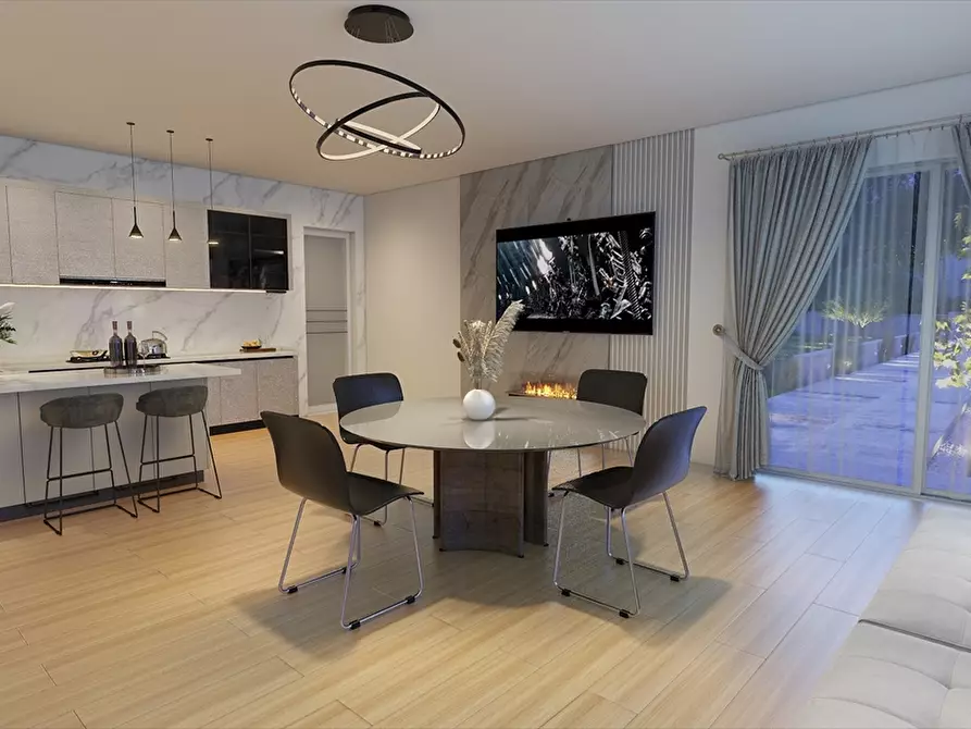 Immagine 4 di Villa in vendita  in Via del Miglioramento  a Anzio