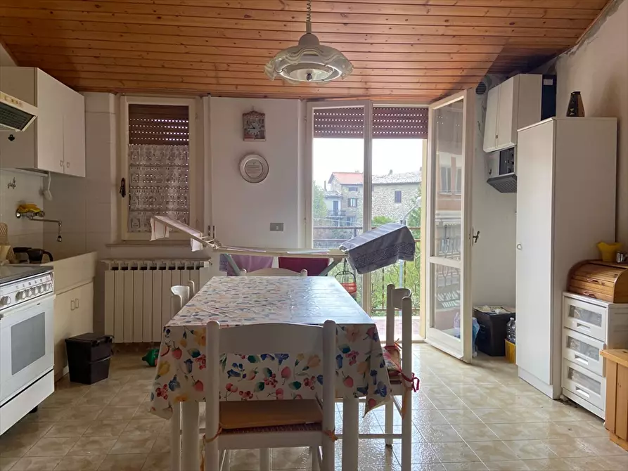 Immagine 1 di Appartamento in vendita  in VIA ROMA 7 CASACASTALDA a Valfabbrica