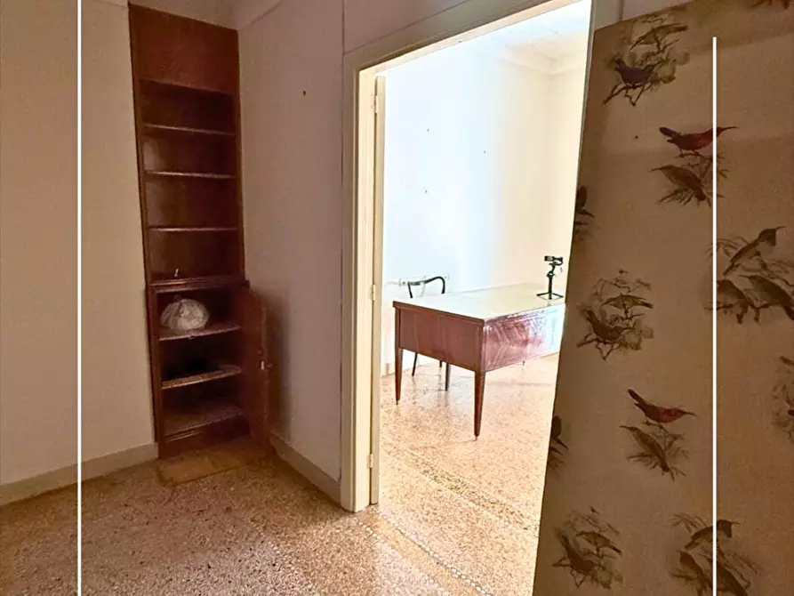 Immagine 10 di Appartamento in vendita  in via cesare battisti 25 a Taranto