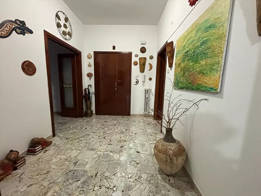 Immagine 2 di Appartamento in vendita  in via sciucchi 63 a Chieti