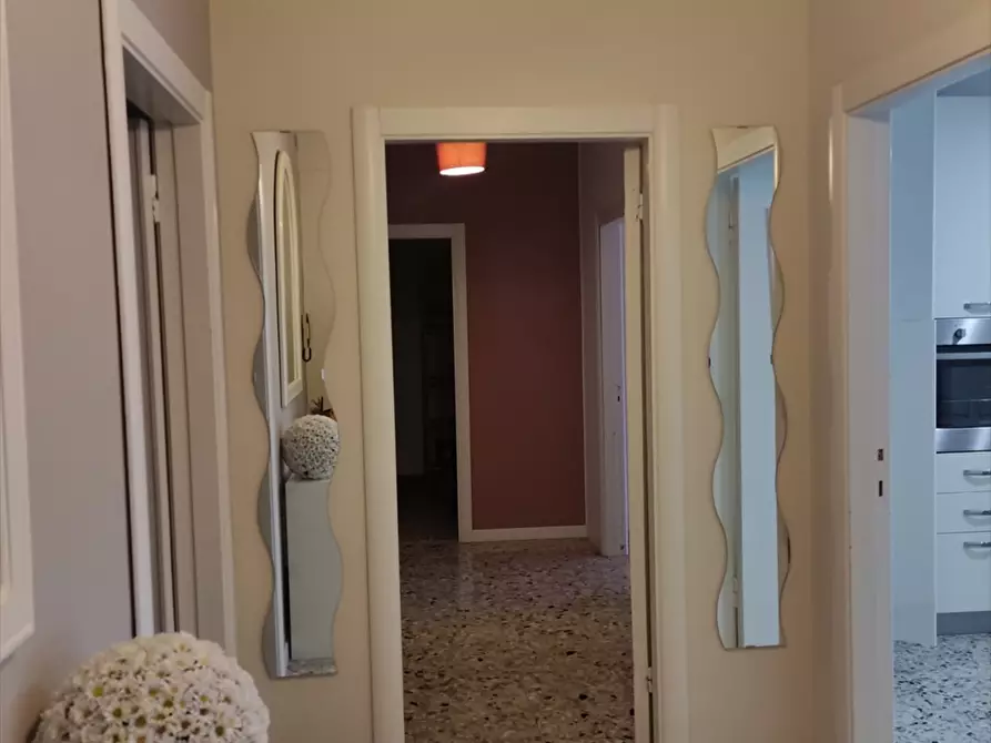 Immagine 5 di Appartamento in vendita  in via federico salomone 109 a Chieti