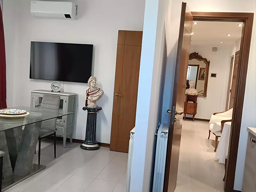 Immagine 15 di Appartamento in vendita  in VIA MICHETTI 3/B a Francavilla Al Mare