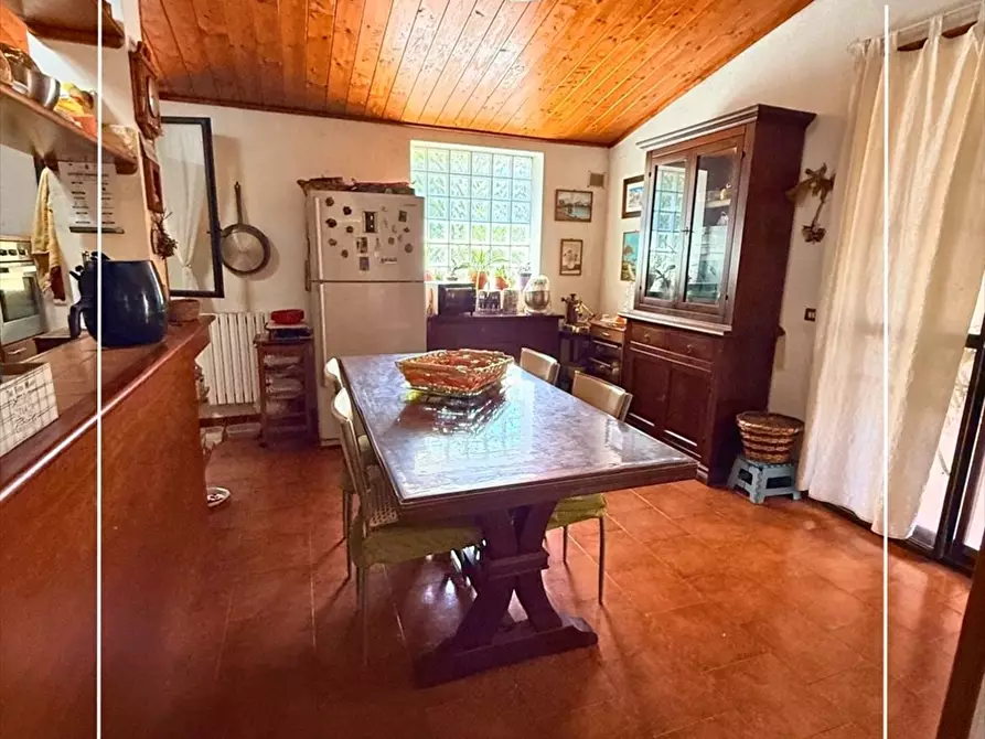 Immagine 18 di Villa in vendita  in via delfini 13 a Taranto