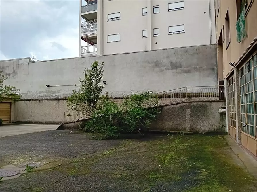 Immagine 9 di Box auto in vendita  a Milano