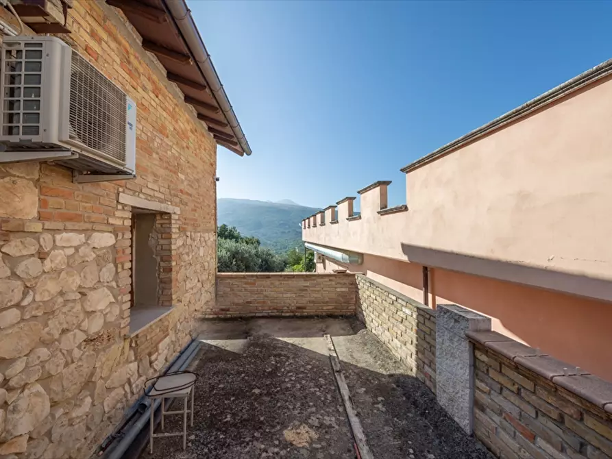 Immagine 26 di Rustico / casale in vendita  in contrada Santa Maria Arabona snc a Manoppello