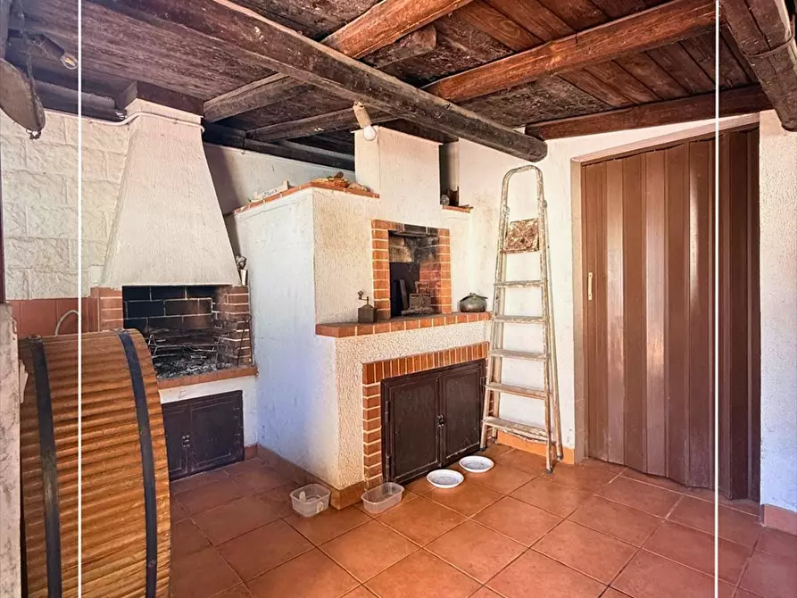Immagine 12 di Villa in vendita  in via delfini 13 a Taranto