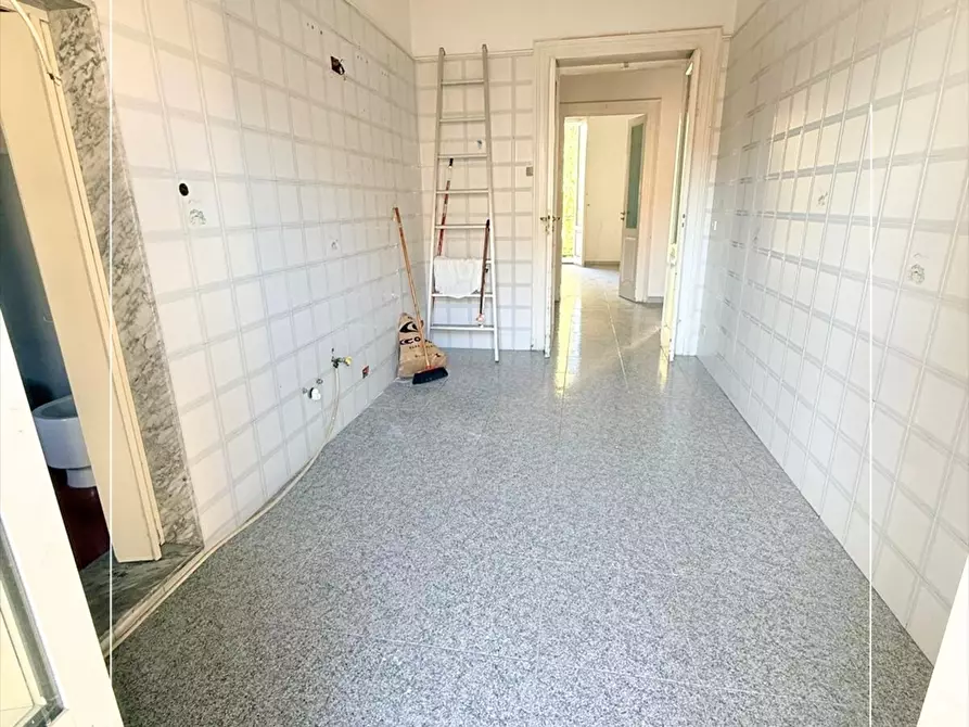 Immagine 14 di Appartamento in vendita  in via minniti 53 a Taranto