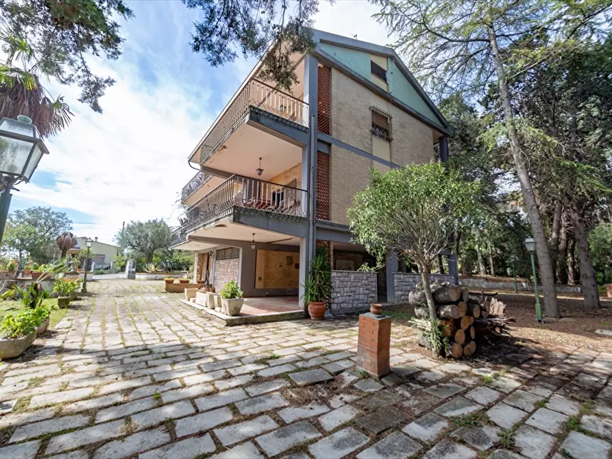 Immagine 14 di Villa in vendita  in VIA  ENZO FERRARI 47 a Tortoreto