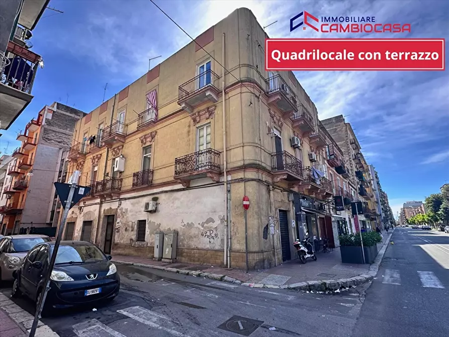 Immagine 1 di Appartamento in vendita  in via pola 2 a Taranto