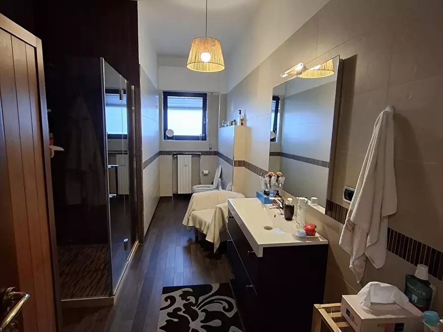 Immagine 20 di Appartamento in vendita  in Via Pantaleo Carabellese, 5 a Bari