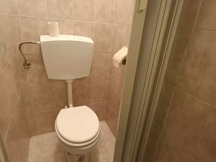 Immagine 12 di Ufficio in vendita  in Via Papa Giovanni XXIII a Chieti