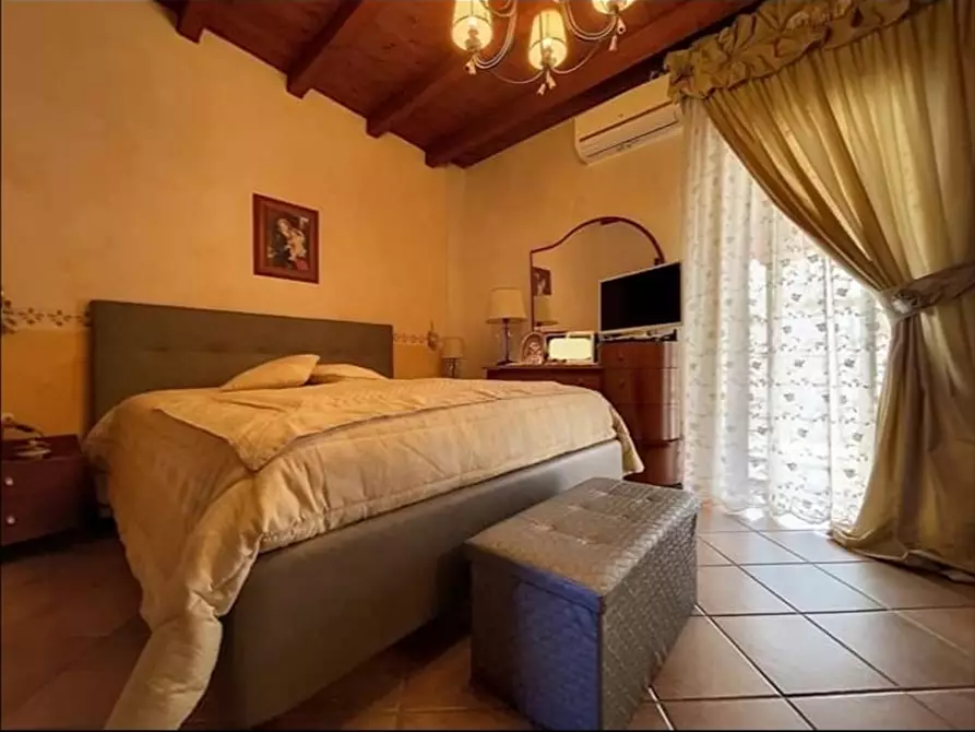 Immagine 3 di Casa indipendente in vendita  a Cerignola