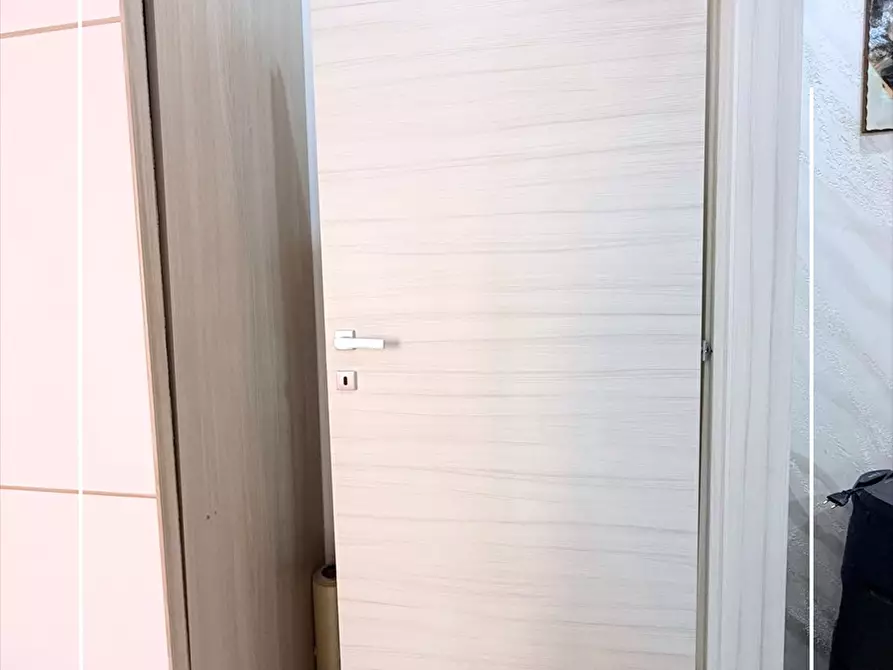 Immagine 7 di Appartamento in vendita  in via amalfi 5 a Taranto