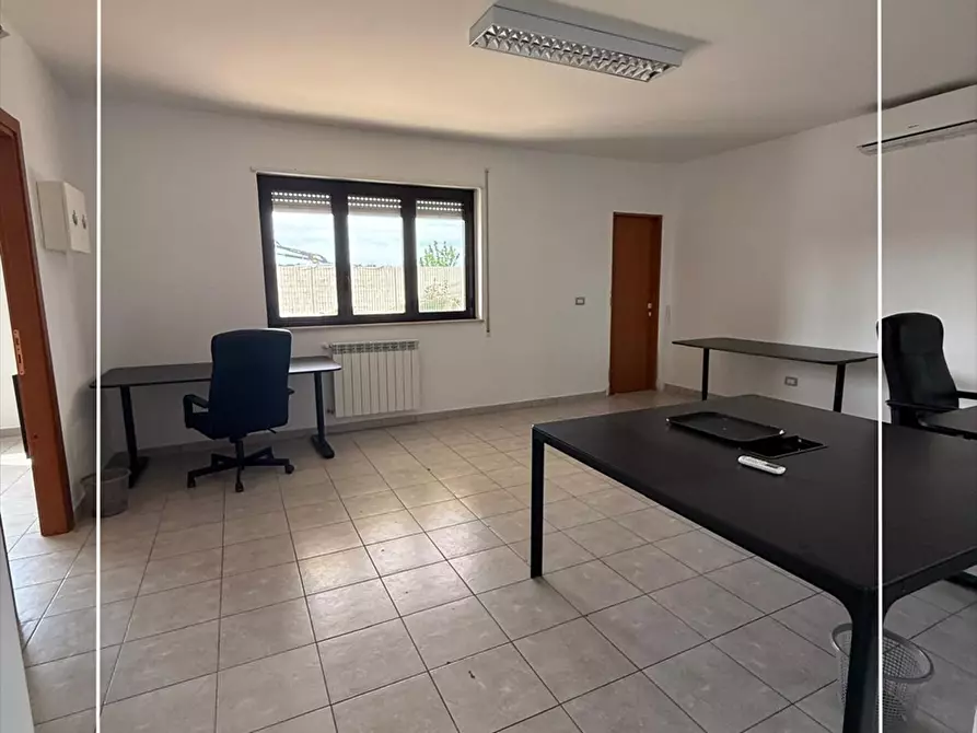 Immagine 5 di Ufficio in affitto  in via quintino quagliati 10 a Taranto