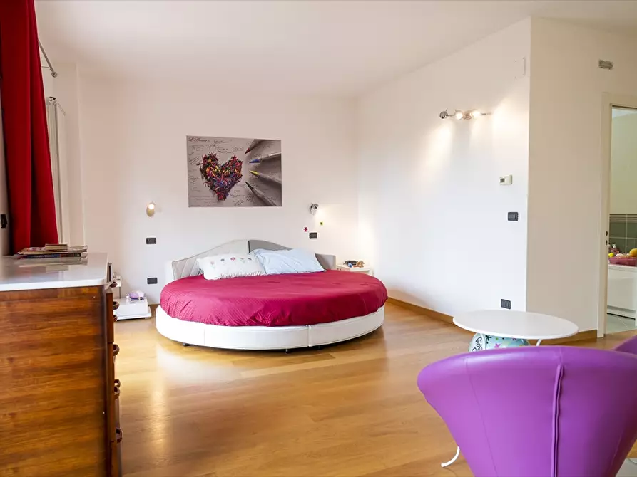 Immagine 30 di Villa in vendita  in Via Santo Stefano a Ripa Teatina