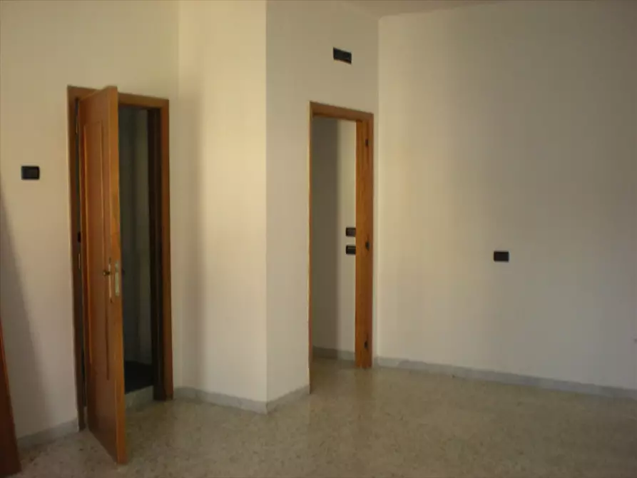 Immagine 7 di Appartamento in affitto  in   Via Dante Alighieri a Cerignola