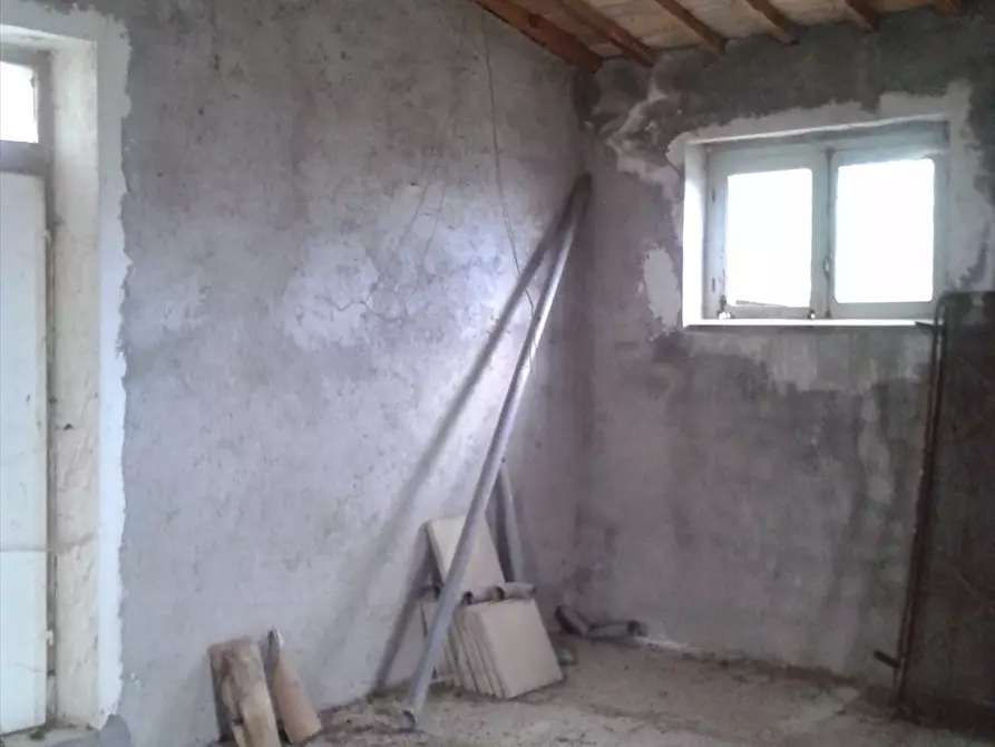 Immagine 8 di Locale residenziale in vendita  in Via Costarelle a Colledimacine