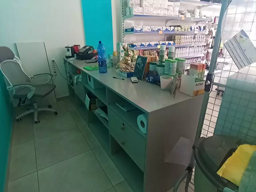 Immagine 5 di Attività commerciale in vendita  in via marconi a Erice