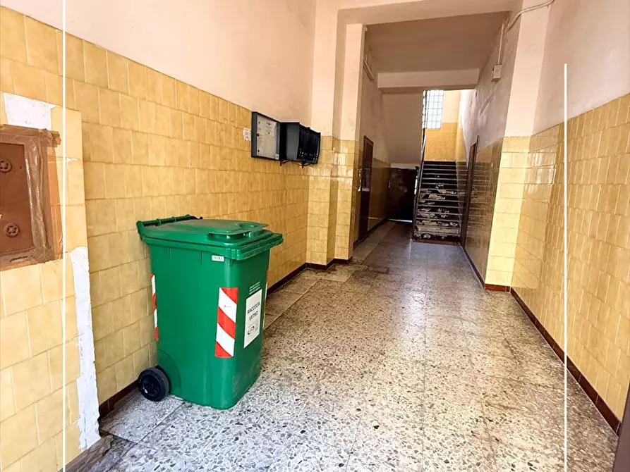 Immagine 2 di Appartamento in vendita  in via pola 11 a Taranto