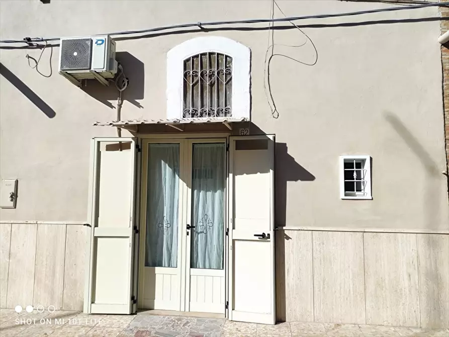 Immagine 5 di Casa indipendente in vendita  a Cerignola