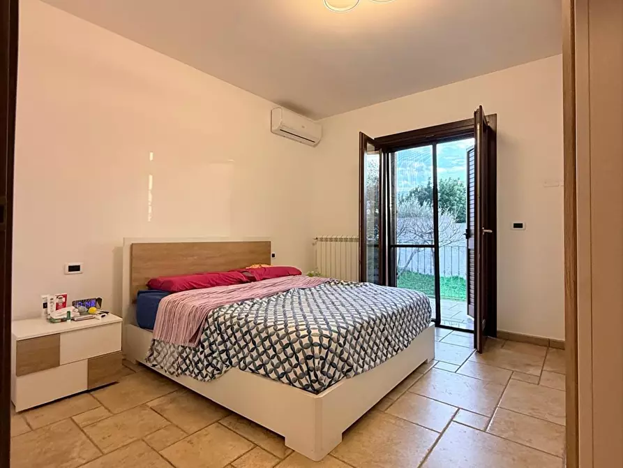 Immagine 18 di Villa in vendita  in VIA SATURO 407 a Leporano