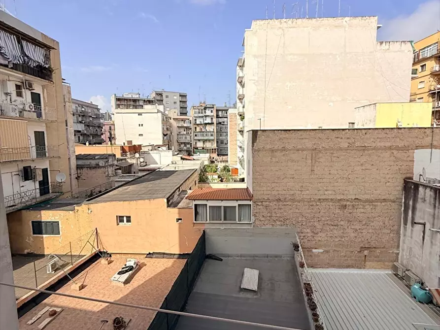 Immagine 15 di Appartamento in affitto  in via emilia59 a Taranto